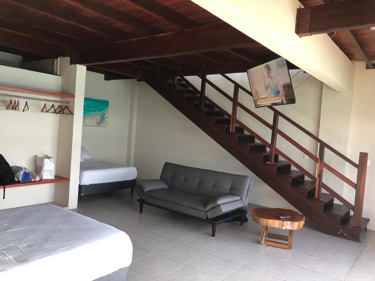 Cuxos Hotel Beachfront Isla Mujeres Exteriör bild