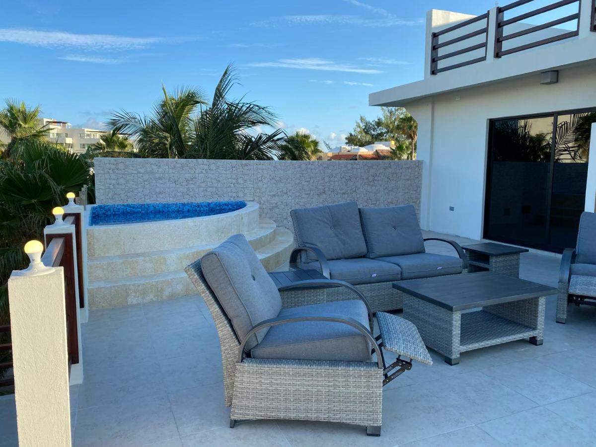 Cuxos Hotel Beachfront Isla Mujeres Exteriör bild