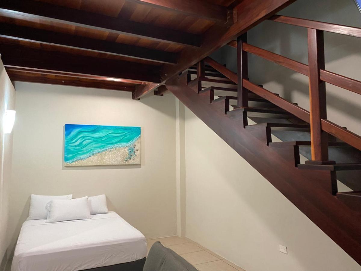 Cuxos Hotel Beachfront Isla Mujeres Exteriör bild