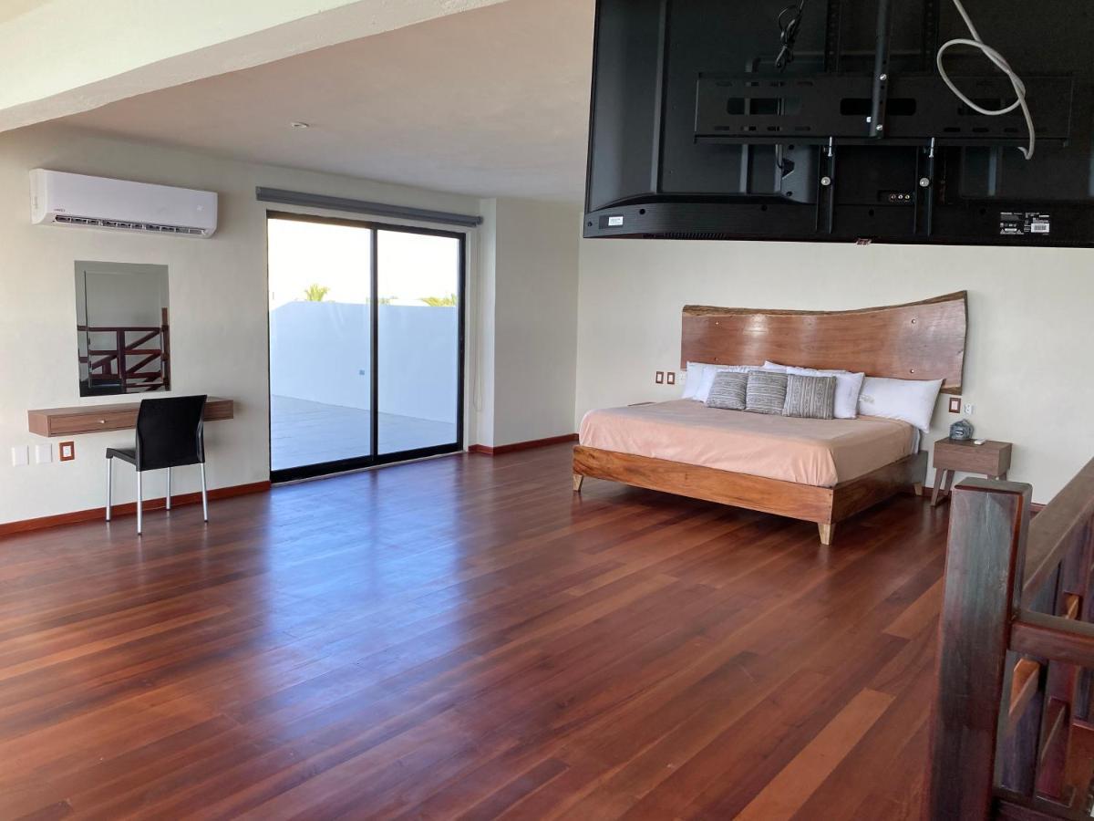 Cuxos Hotel Beachfront Isla Mujeres Exteriör bild