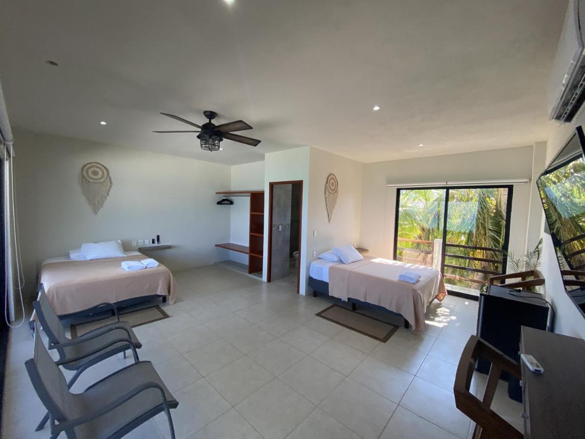 Cuxos Hotel Beachfront Isla Mujeres Exteriör bild