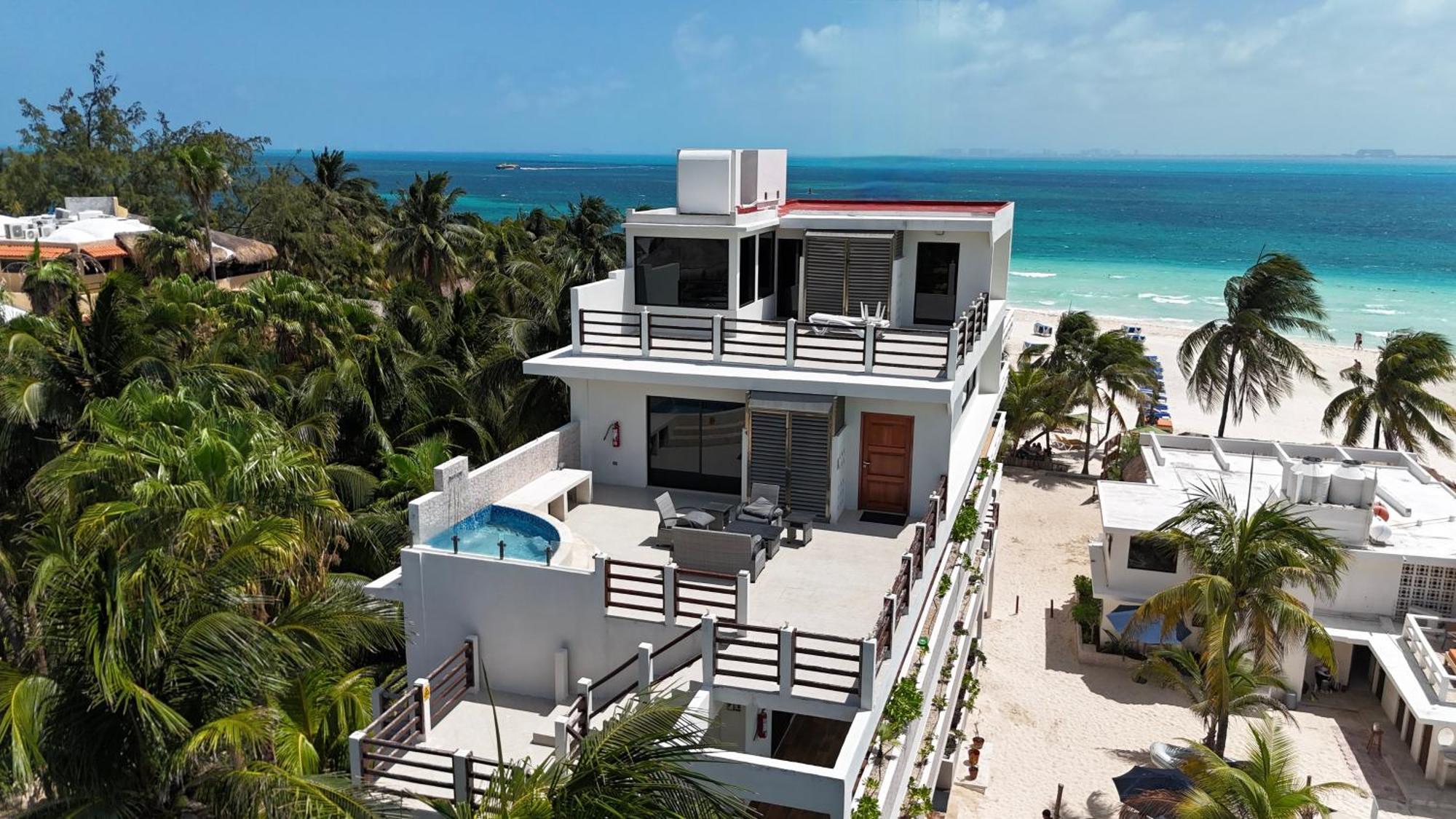 Cuxos Hotel Beachfront Isla Mujeres Exteriör bild