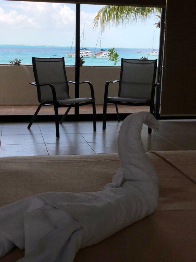 Cuxos Hotel Beachfront Isla Mujeres Exteriör bild